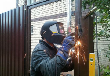 Сварка перегородок и заборов в Нижневартовске в октябре